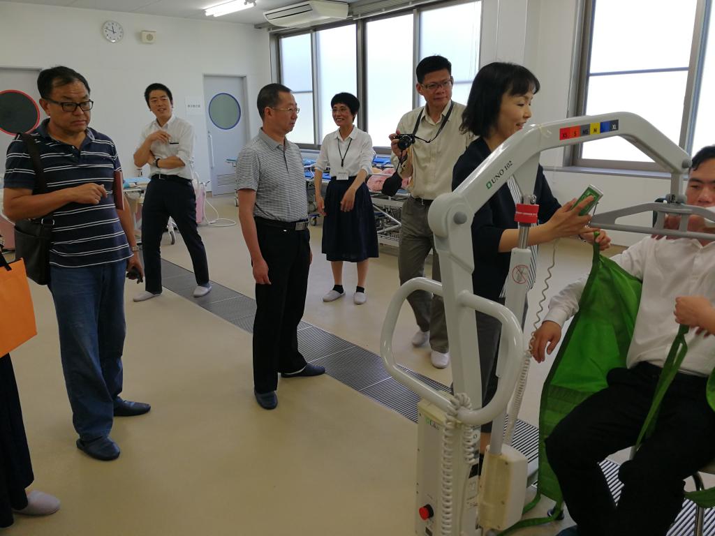参观旭川庄厚生专门学校